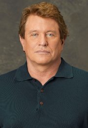 Том Беренджер